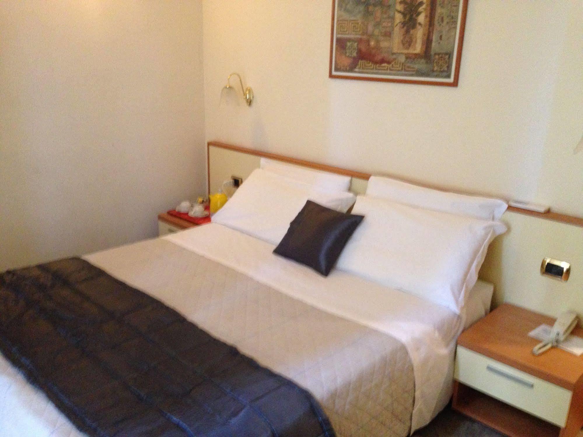 Hotel Angelica Флоренция Екстериор снимка